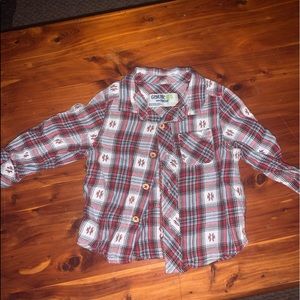 OshKosh tops 9-12 months